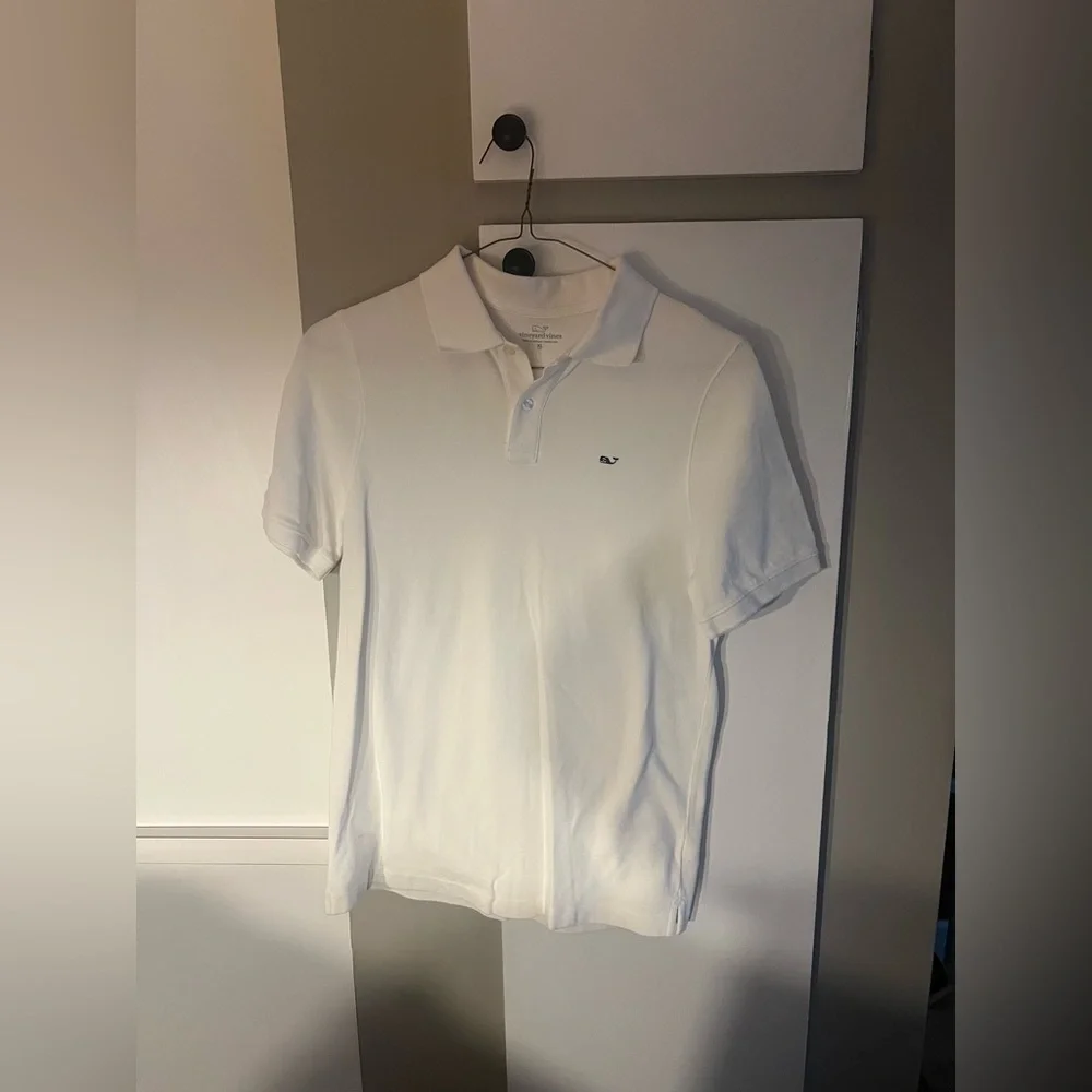 VINEYARD VINES BOYS WHITE COLLAR SHORT SLEEVE SHIRT SIZE XL
